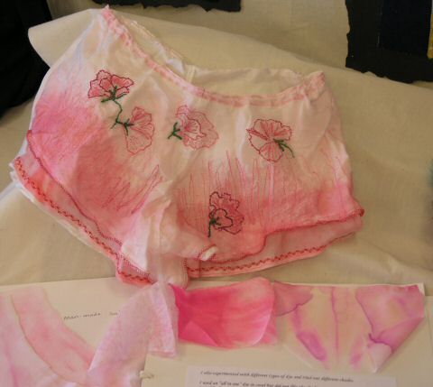 click to return to Students' Exhibition 2006